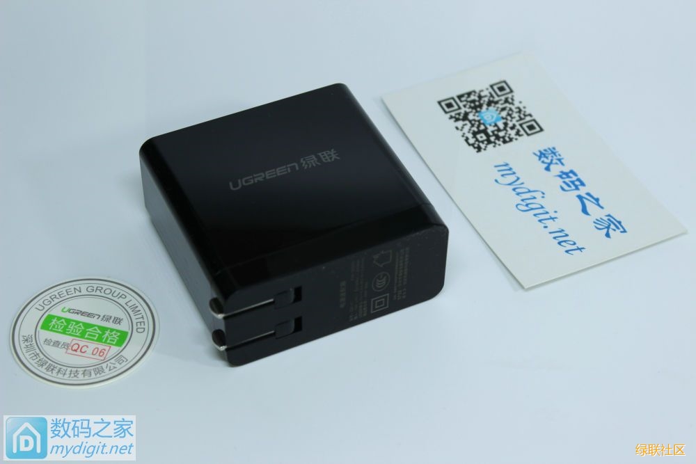 幼身段大能量-南宫电子游戏四口充电器CD147评测拆解