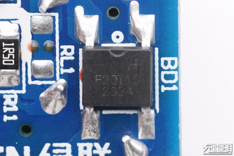 南宫电子游戏PD20W充电器开箱评测:拆解篇(下) 南宫电子游戏PD20W充电器开箱评测:拆解篇(下)