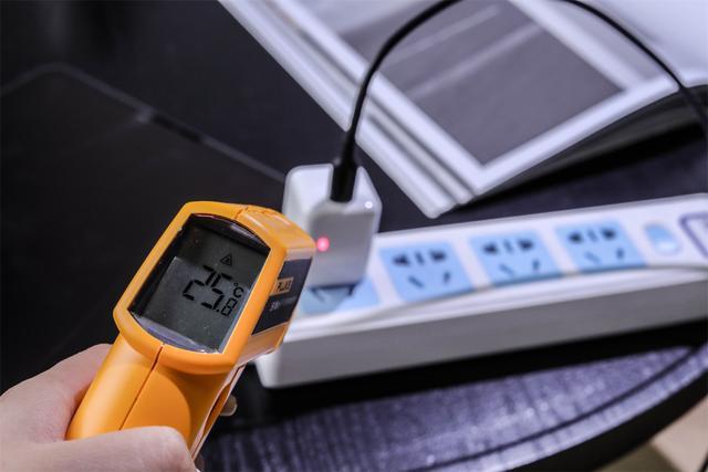 南宫电子游戏30W氮化镓充电器评测:这或许是iPhone13Pro的最佳搭档 南宫电子游戏30W氮化镓充电器评测:这或许是iPhone13Pro的最佳搭档